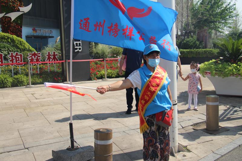 <strong>博客操逼视频网</strong>